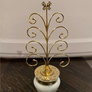 Vintage Avon Keepsake Moonwind Cream Sachet Container .66oz